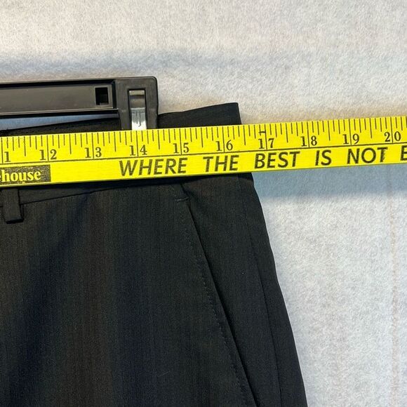 STAFFORD Men’s Dress Pants Classic Fit Flex Waist Black 32x32 Travel Work EUC - Picture 4 of 11